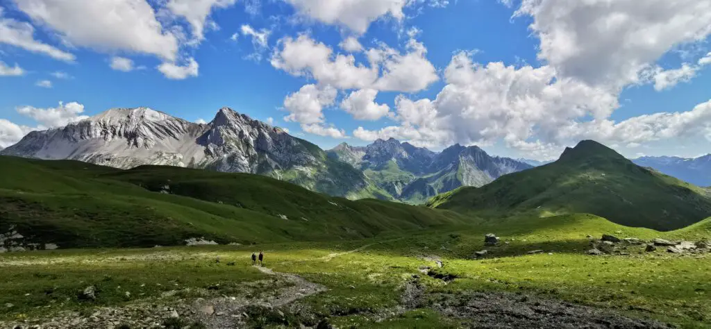 traversée de l'arc alpin à pieds entre Ravensburger Hütte et Freiburger Hütte