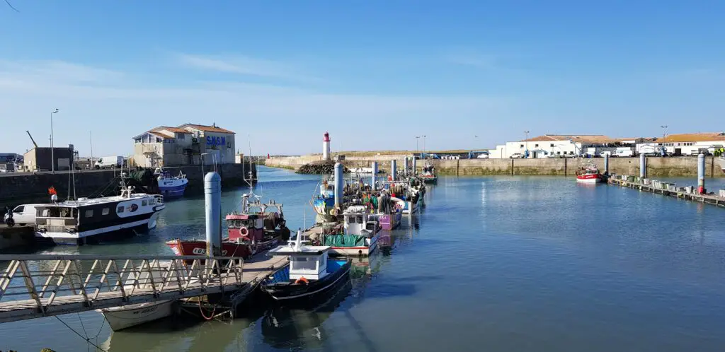 port de la Cotinière traversée Vélodyssée 