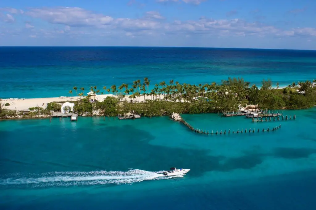 visiter les Bahamas, ses plages et bronzer durant vos prochaines vacances de juin