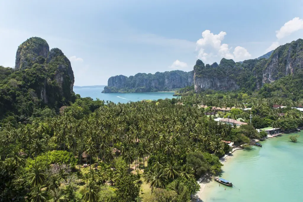 plage de Railay en Thaïlande