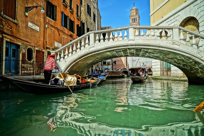 Venise-gondoles