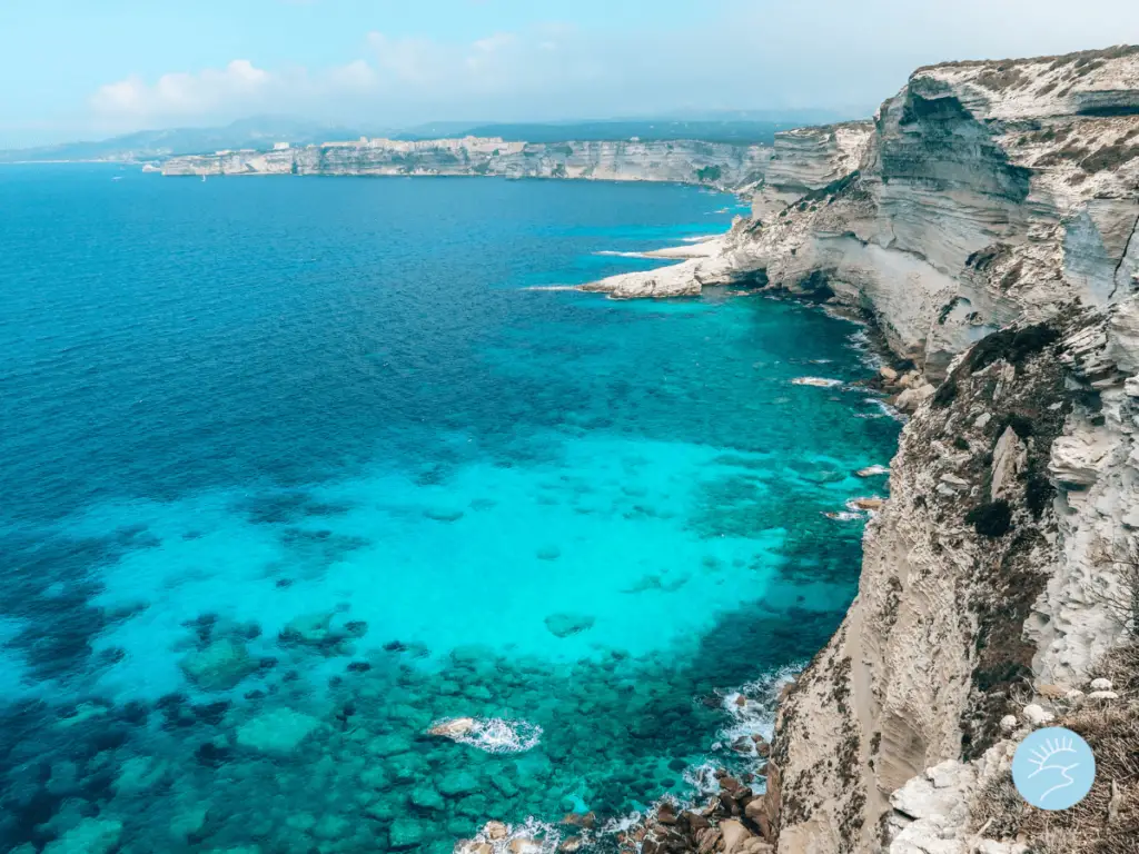 Falaises de Bonifacio au dessus de la mer