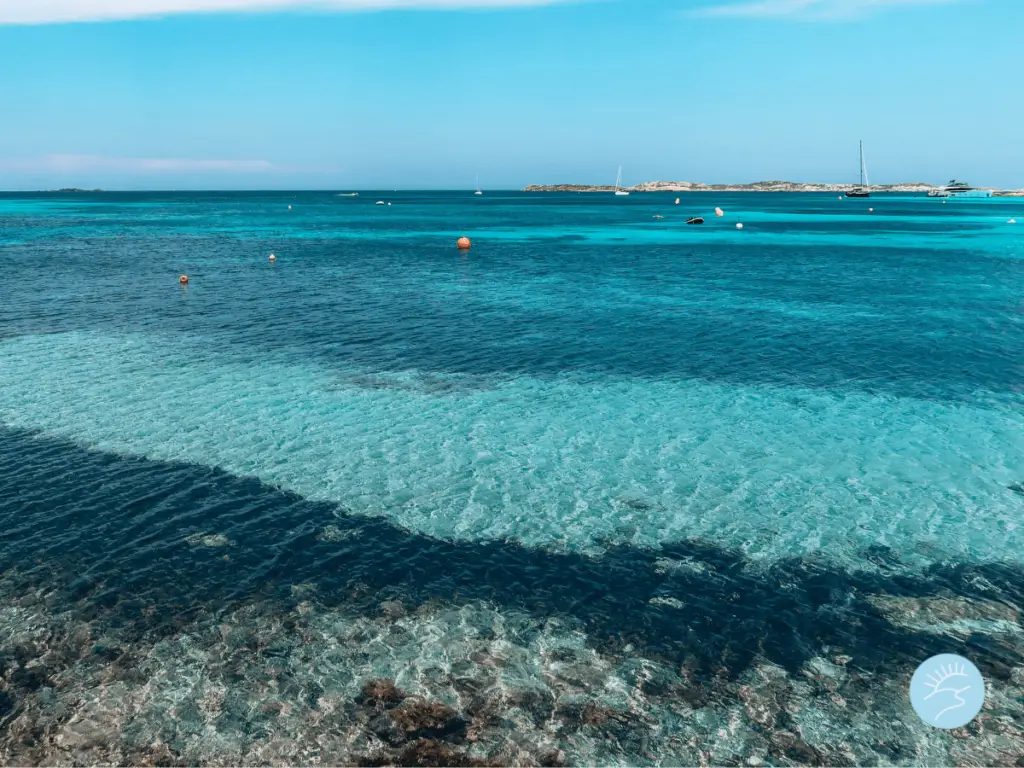 Plage de Piantarella près de Bonifacio