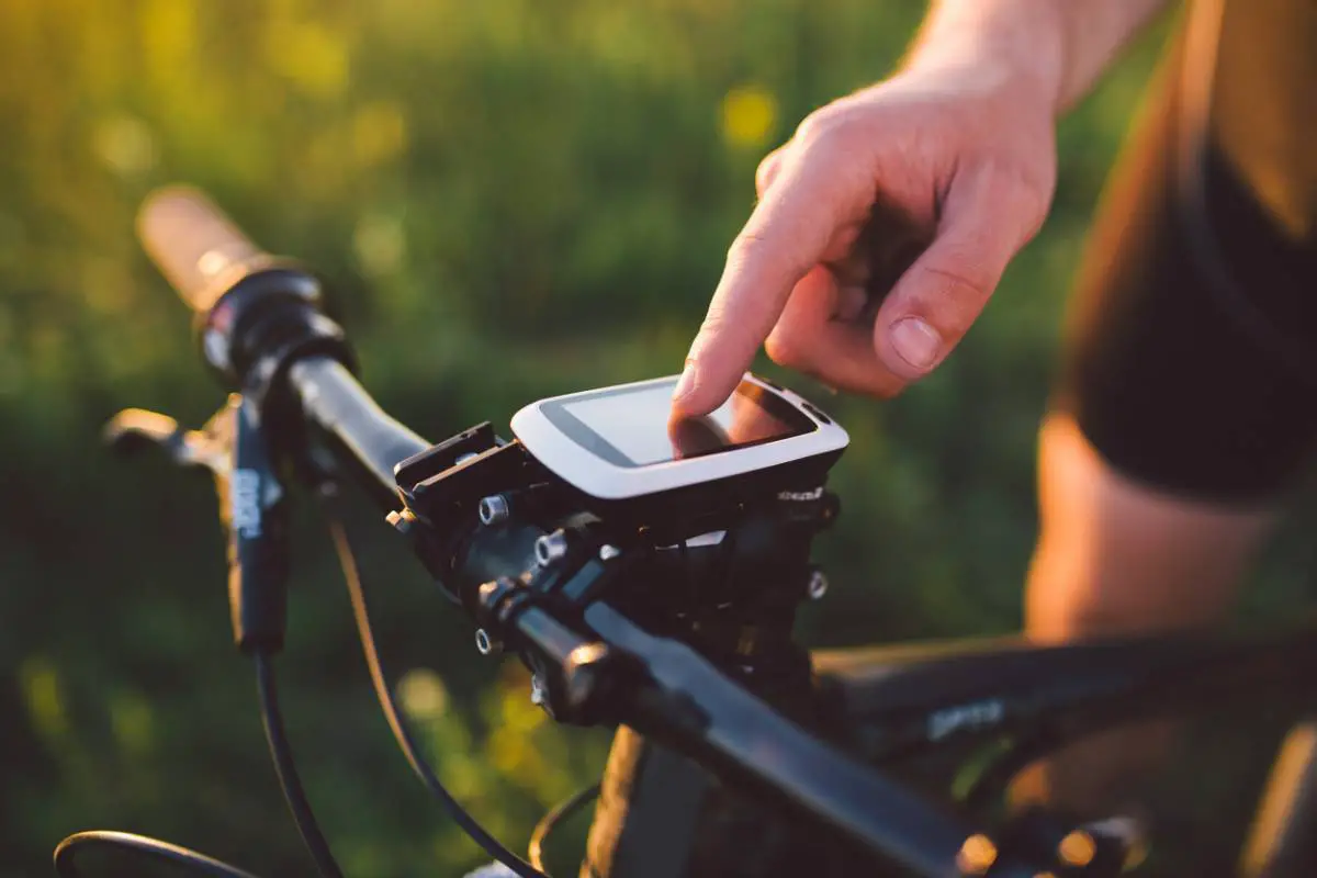 Qu'est-ce qu'un compteur GPS pour le vélo ?