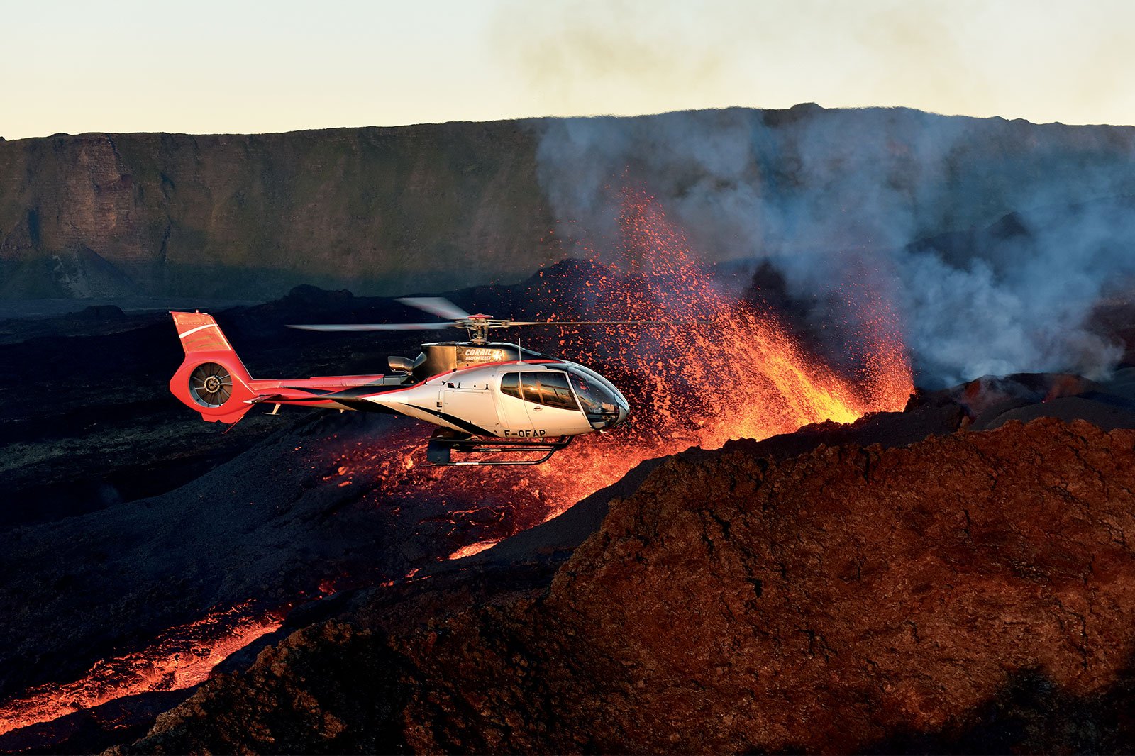 piton de la fournaise eruption