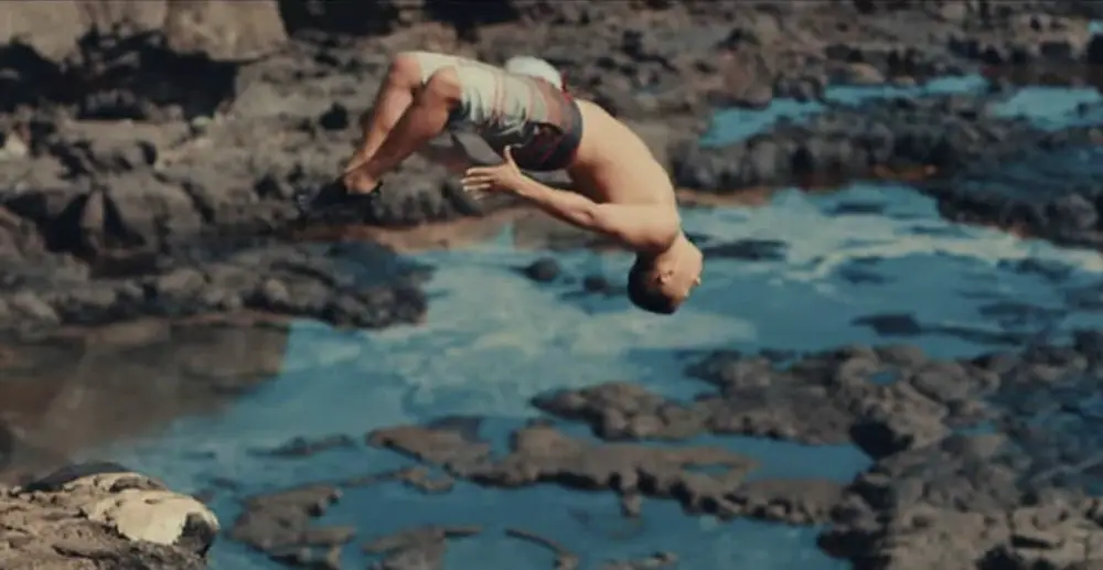 les cliff jumpers incarnent bien les sports extremes a la reunion