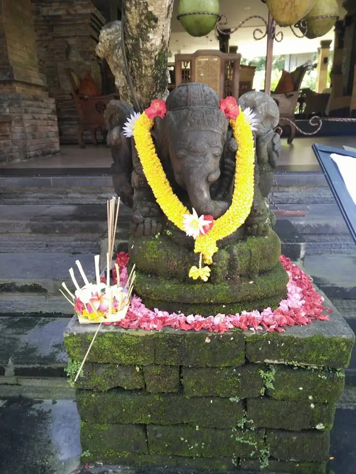 "Canang Sari", les offrandes aux Dieux à Bali, en Indonésie