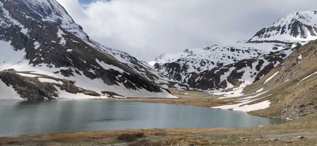 Lac Egorgéou et col Vieux