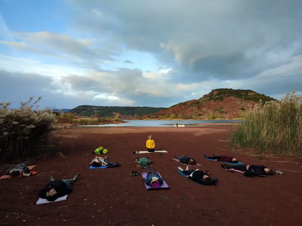 Yoga Yin au Salagou