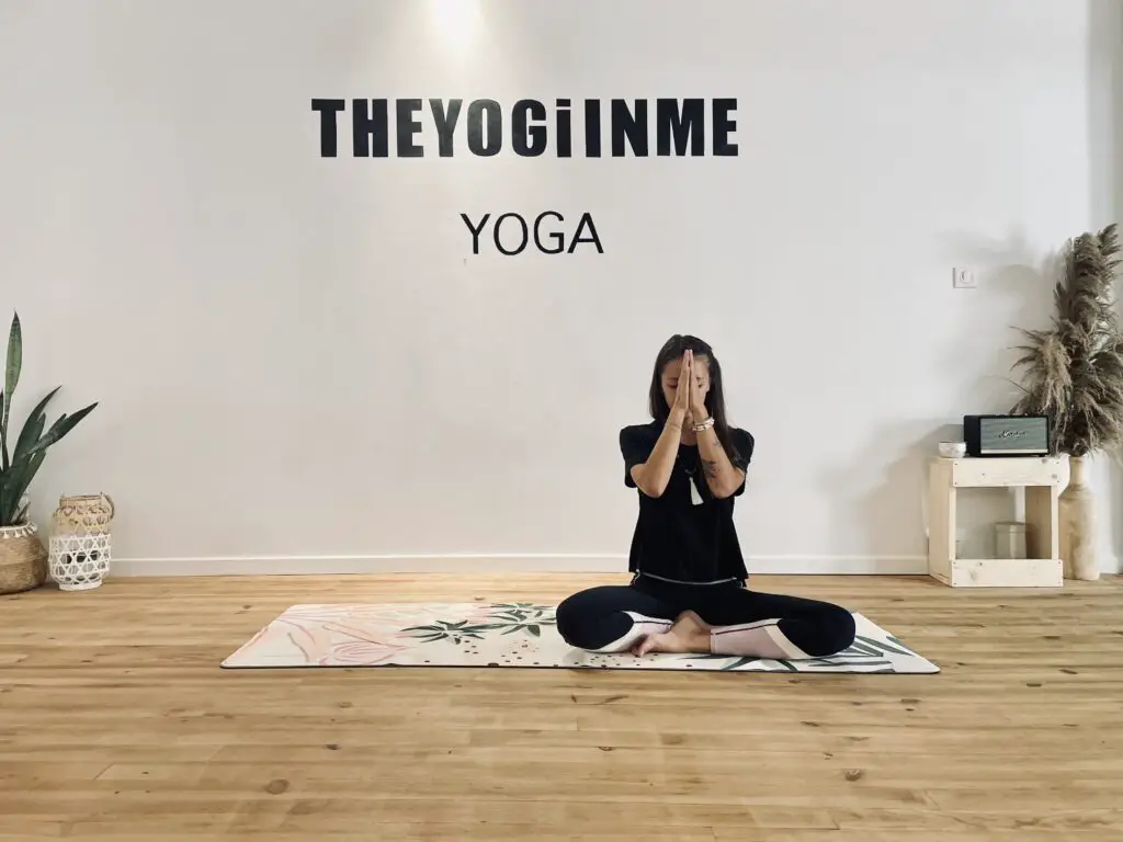cours de Yoga avec THEYOGiINME Yoga pres de montpellier