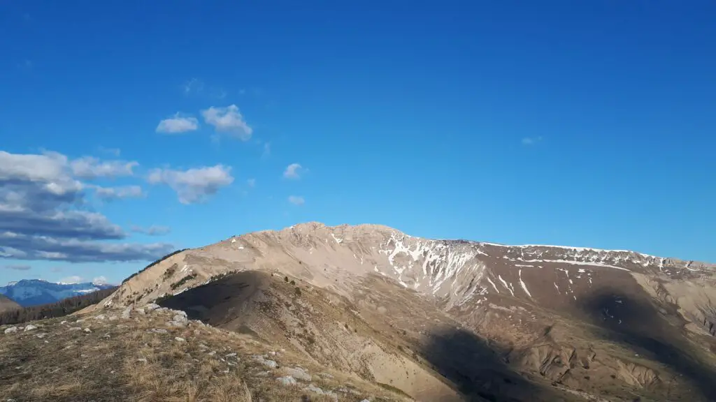 Grande Traversée des Préalpes trek en début de saison