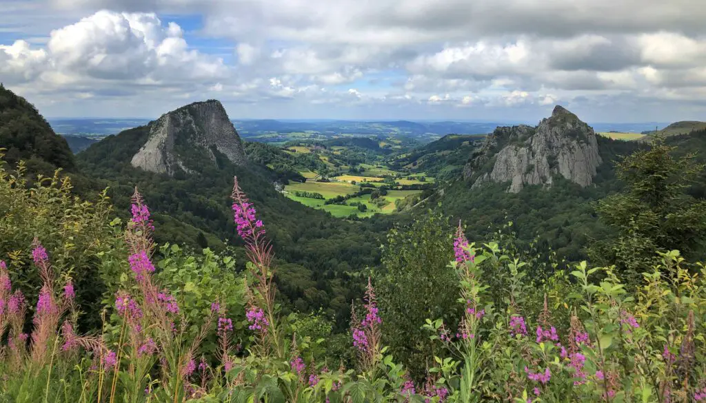 Tour des volcans d'Auvergne GR 30