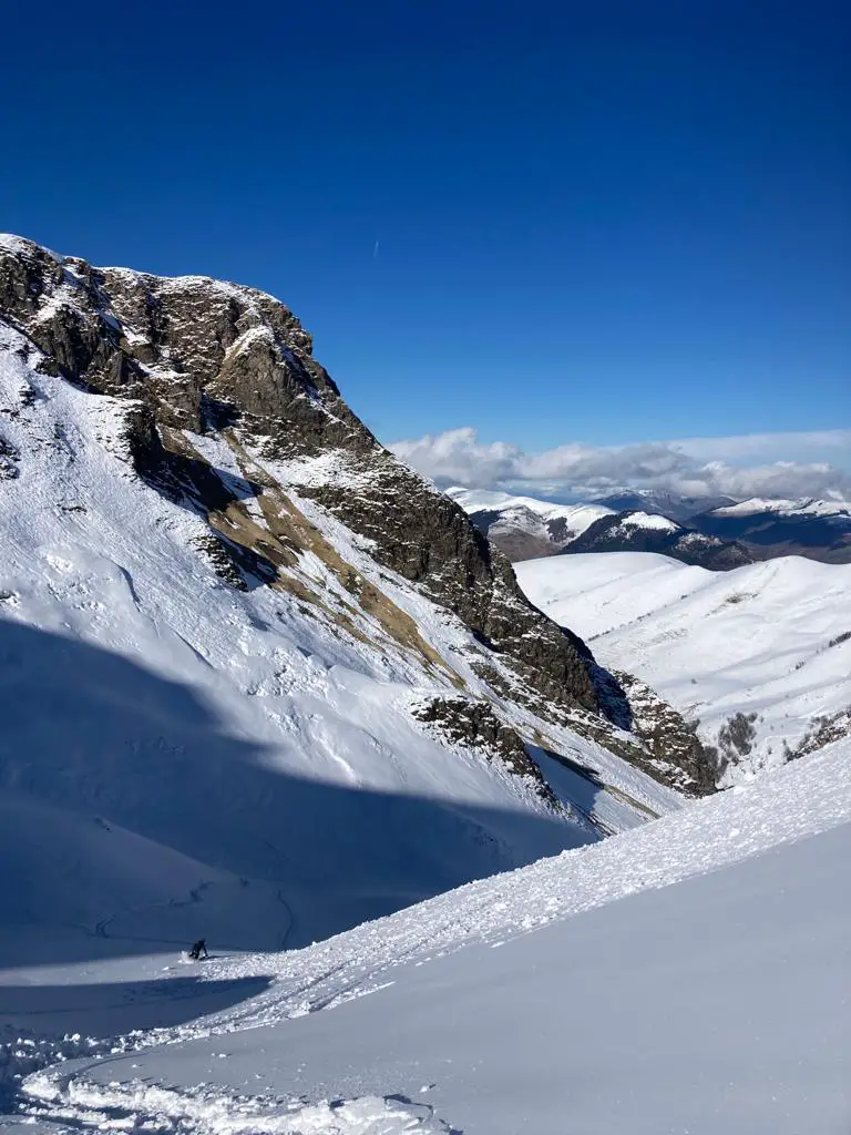 movement session 95 test en neige lourde dans les pyrénées