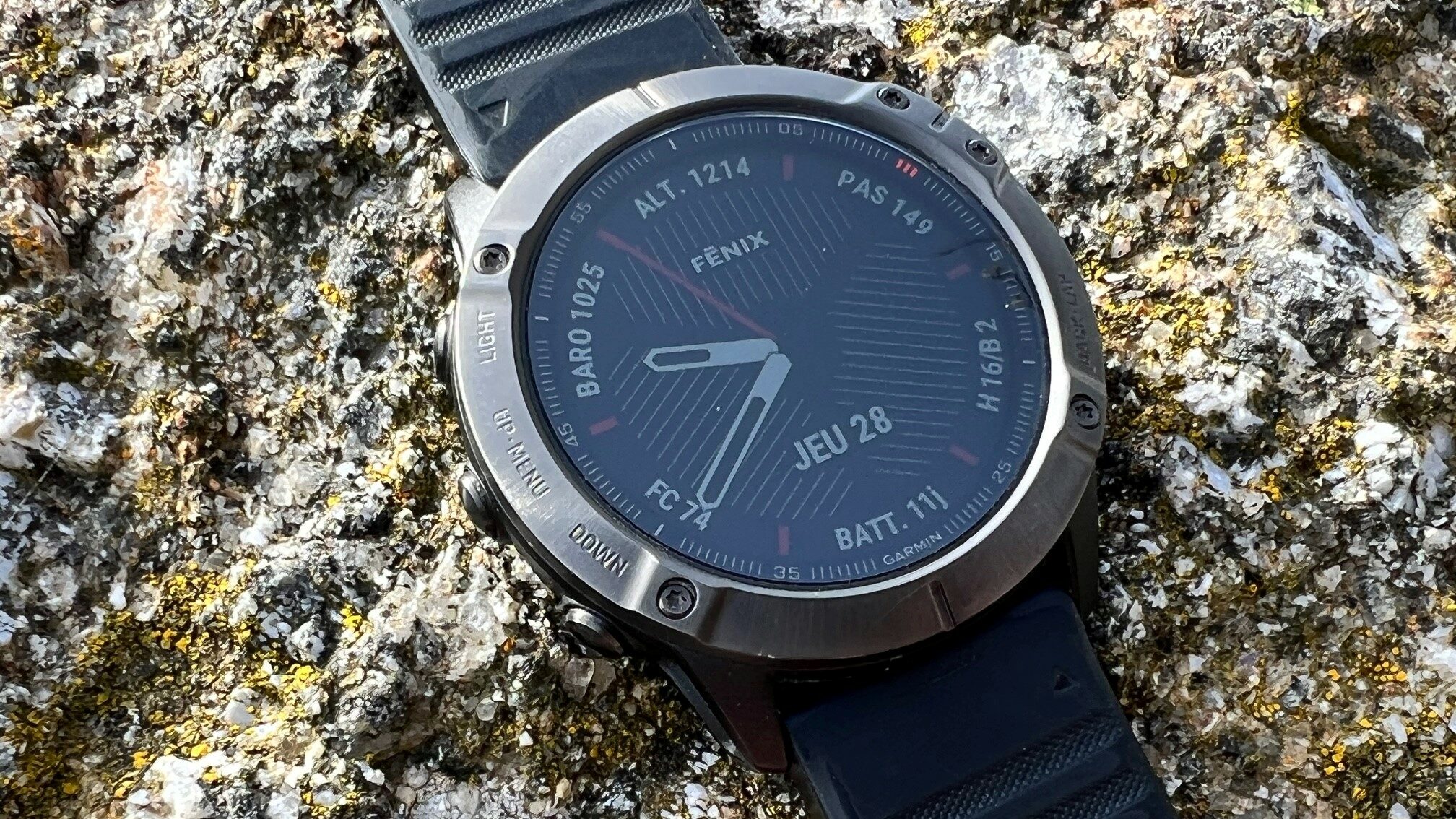 Fenix 6 une montre connectée multisport Garmin : Trail, rando, running