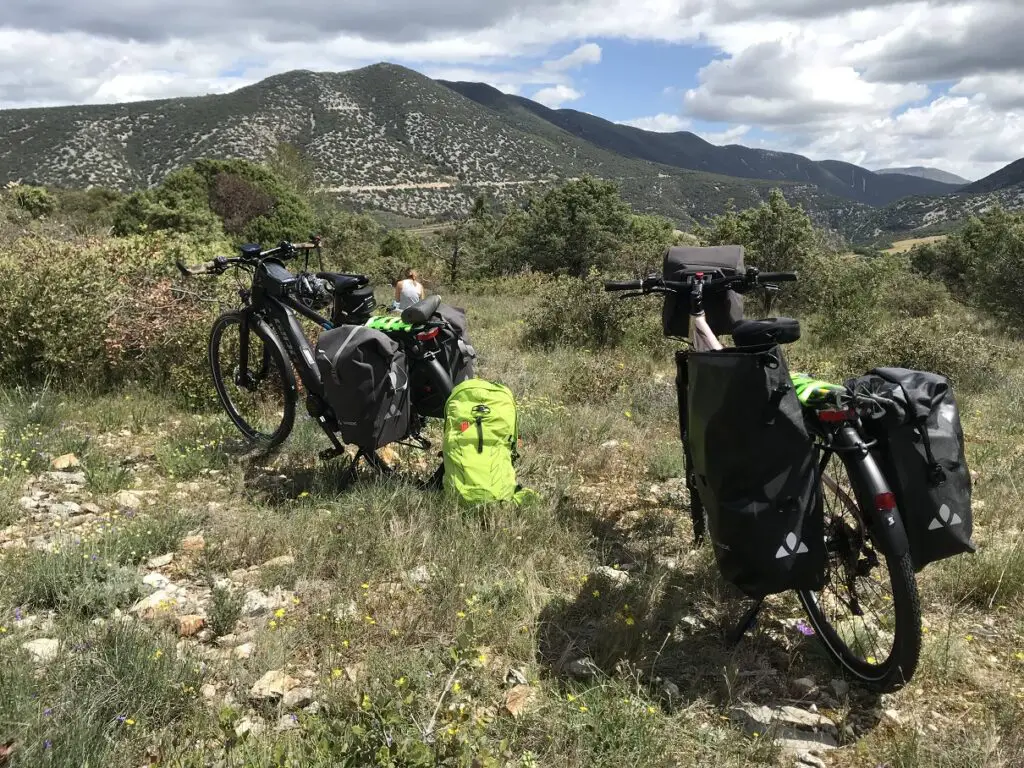 Aire de pique-nique sur la route qui nous mène aux gorges de toulourenc