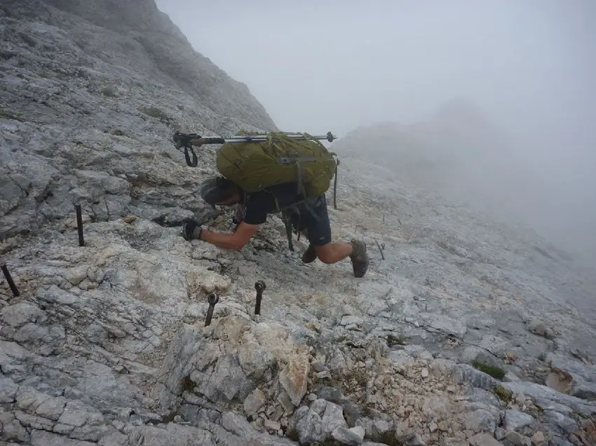 Ascension du Triglav durant la traversée des alpes