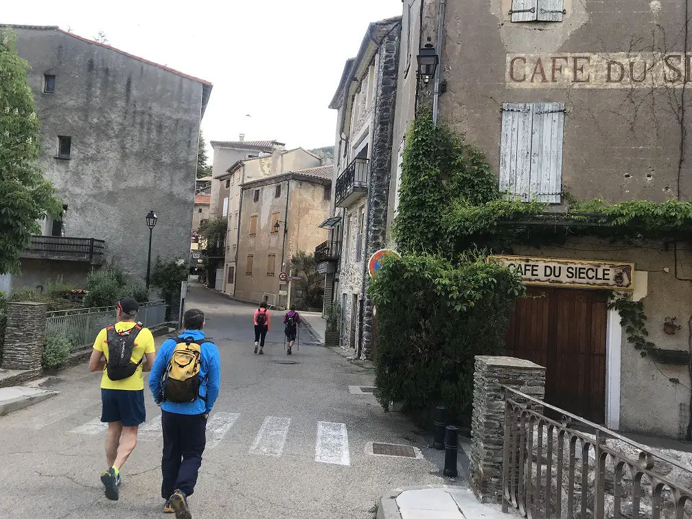 Départ de Valleraugue pour la randonnée des 4000 marches