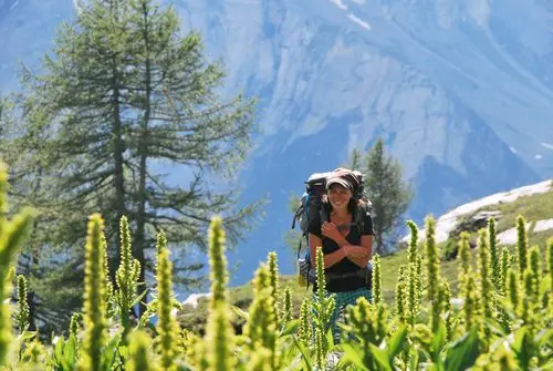 Marion SIROI lors de sa randonnée itinérante de 2 mois dans les alpes