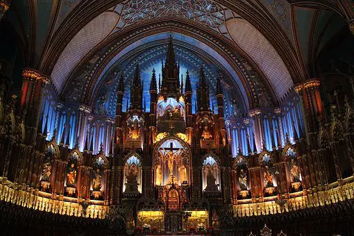 Basilique Notre-Dame à Montréaljpg