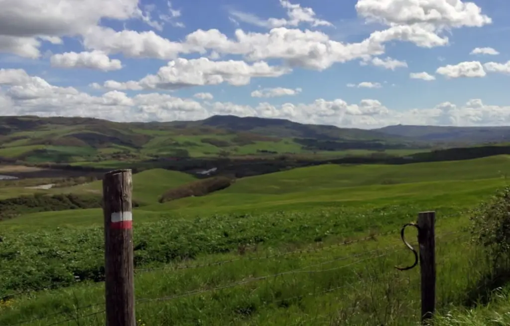 paysage de reve sur la via francigena