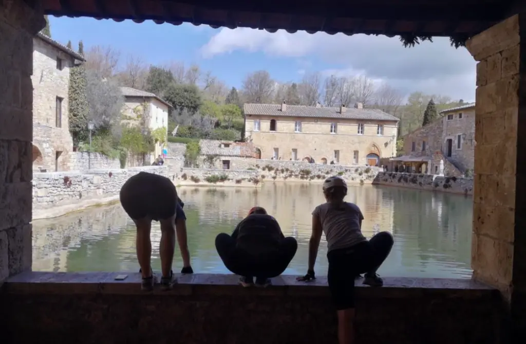 Piscine thermale de bagno vignoni