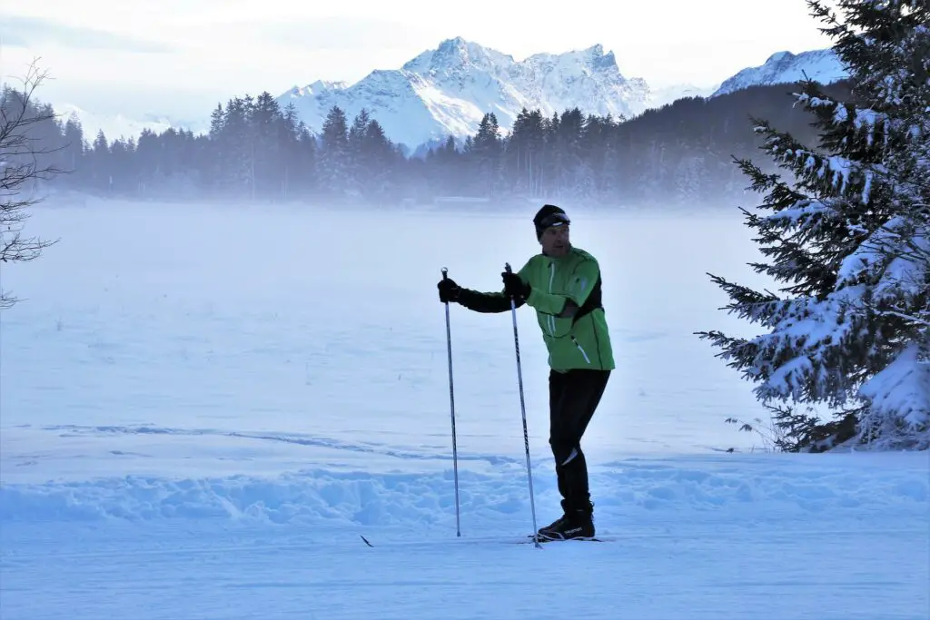 faire du ski de fond à la montagne