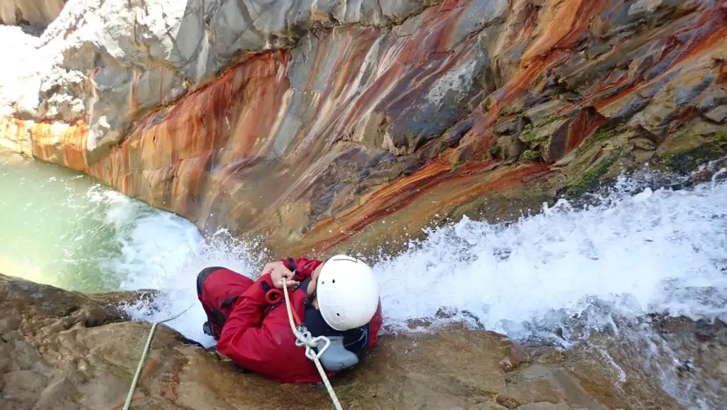 toboggan dans le canyon du Bras rouge à la réunion