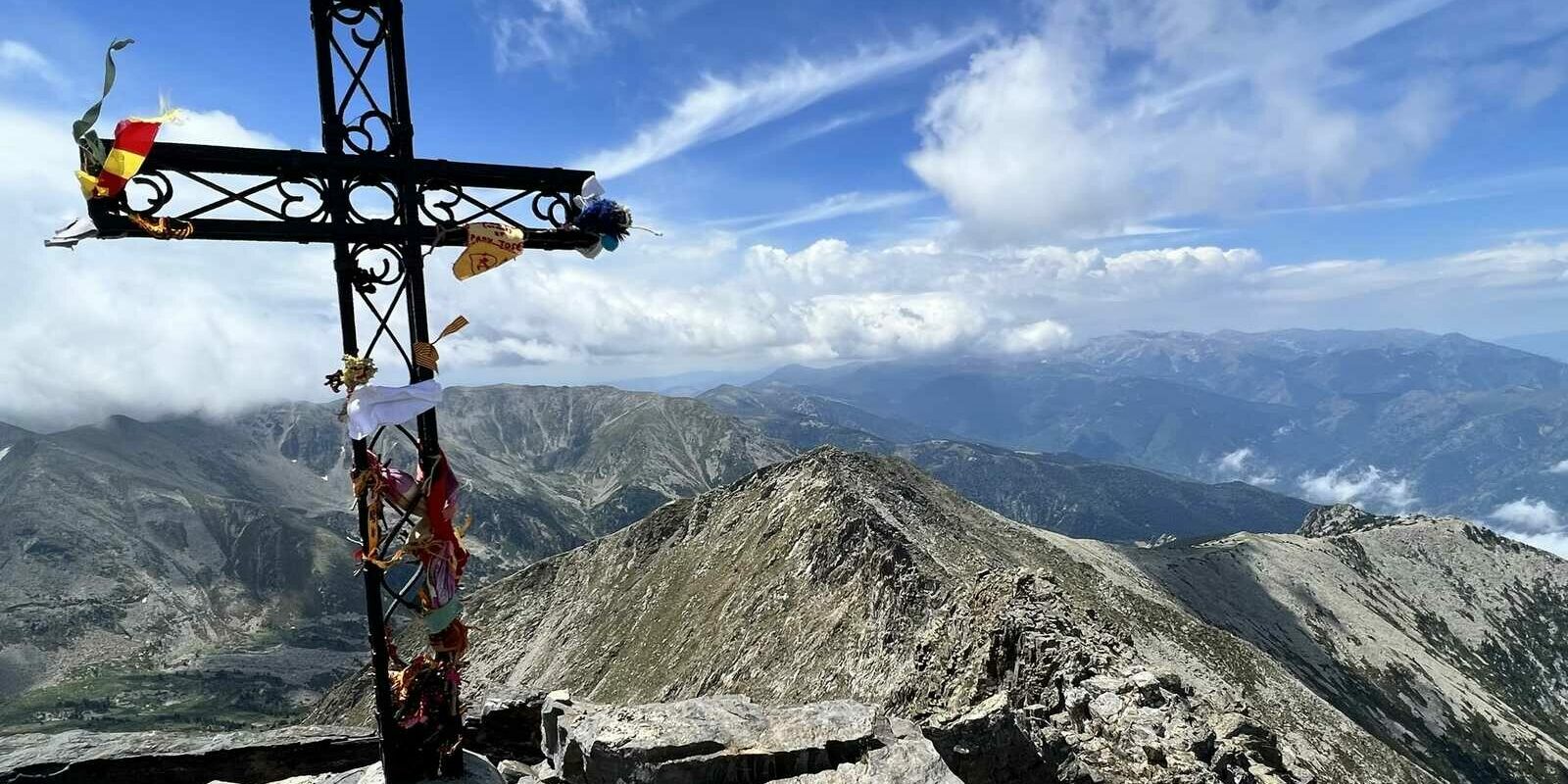 Le sommet du pic du Canigou - Pyrénées-Orientales