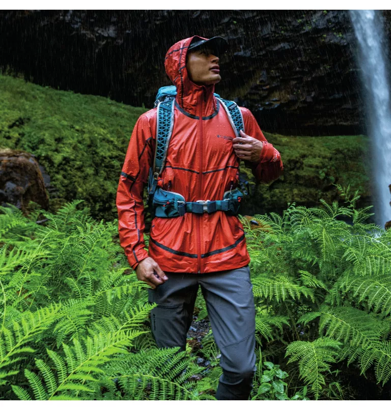 test de la veste Outdry Extrême de Columbia sous la pluie 