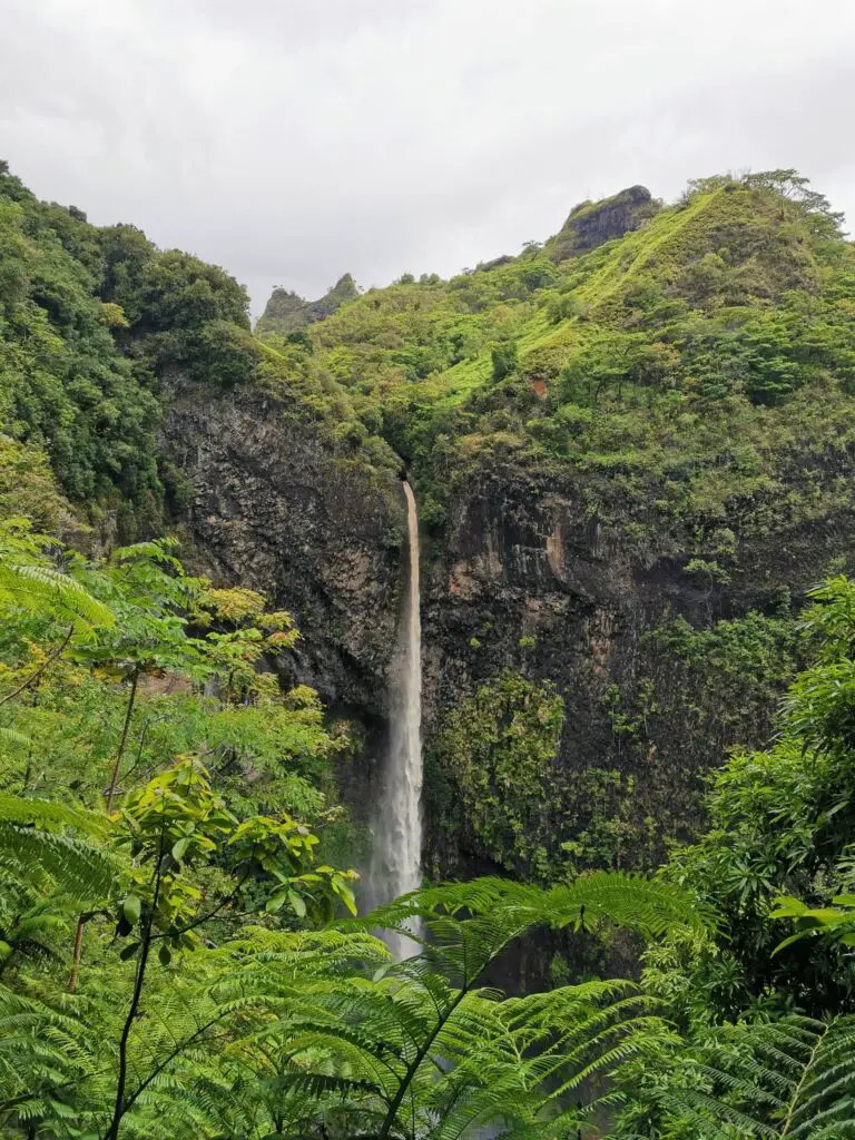 Loti waterfall_Fautaua valley_Tahiti hike