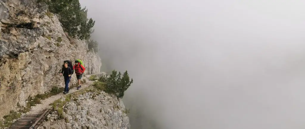 trek d'une semaine dans les dolomites