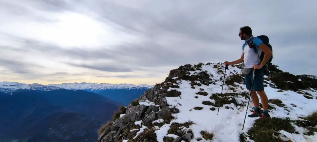 retour de terrain bâtons de rando pliables guidetti