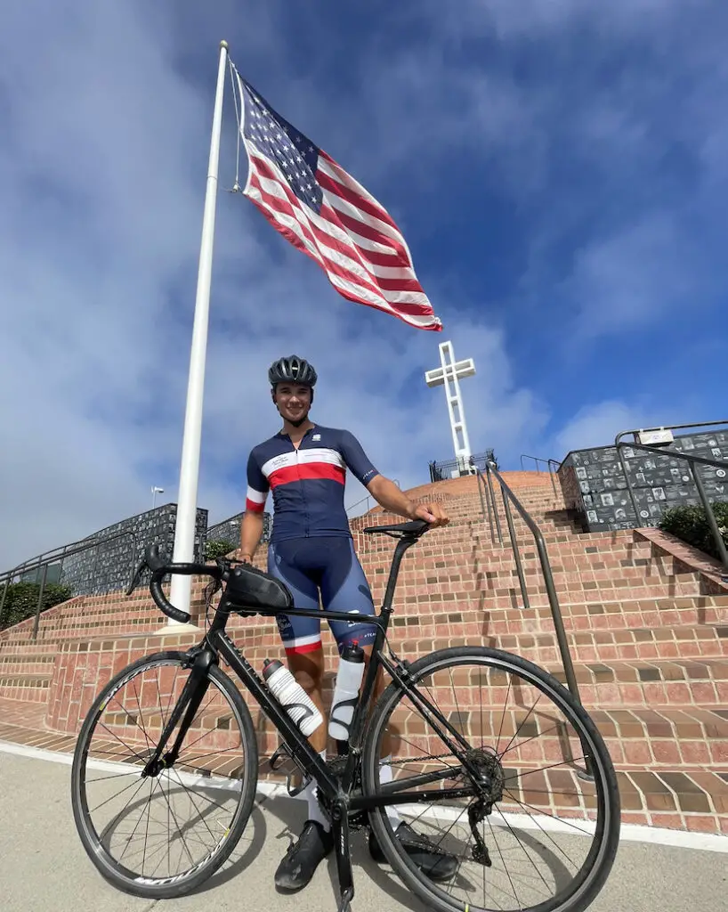 Ascension à vélo du Mount Soledad, sommet de San Diego 