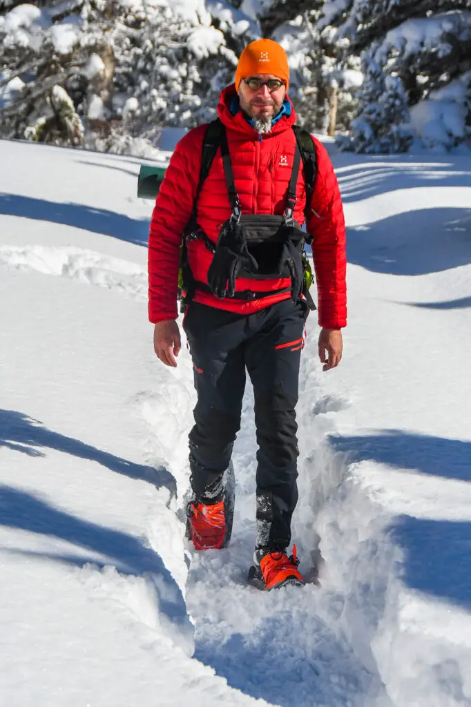 raquettes à neige dans le mont taurus en Turquie