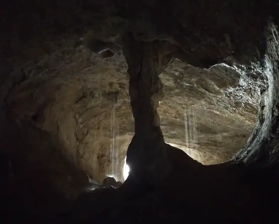 la grotte du Cirque de Saint même en Chartreuse