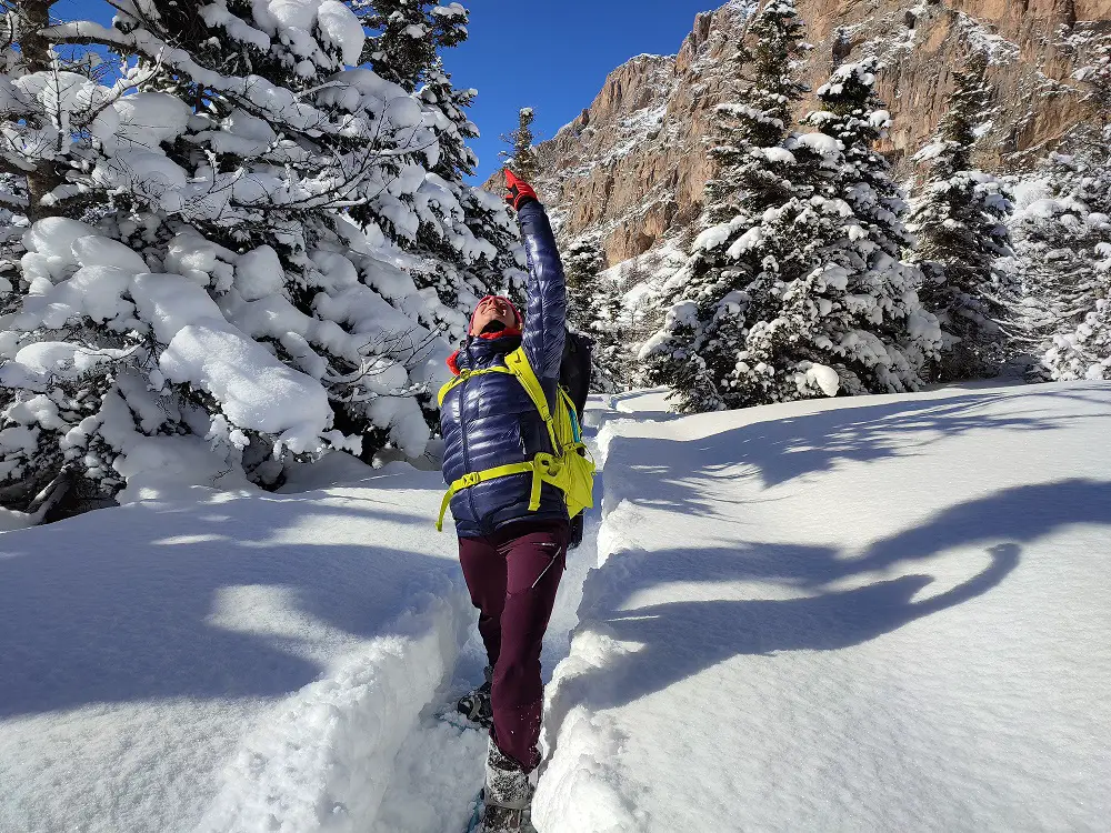 Raquettes à neige et yoga au Mont Taurus avec la doudoune Columbia