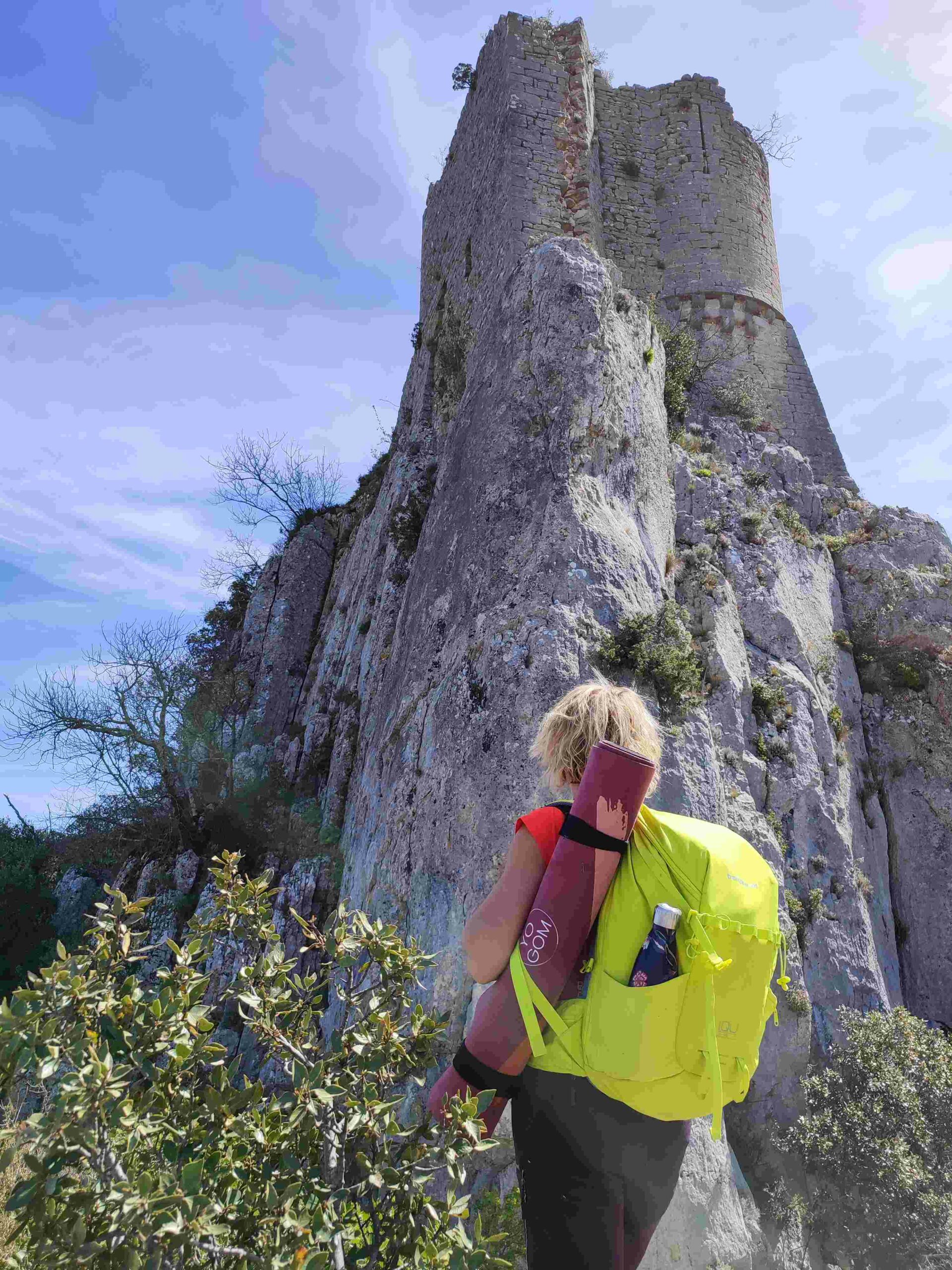 retour terrain en randonnée avec sac à dos IQU 30L