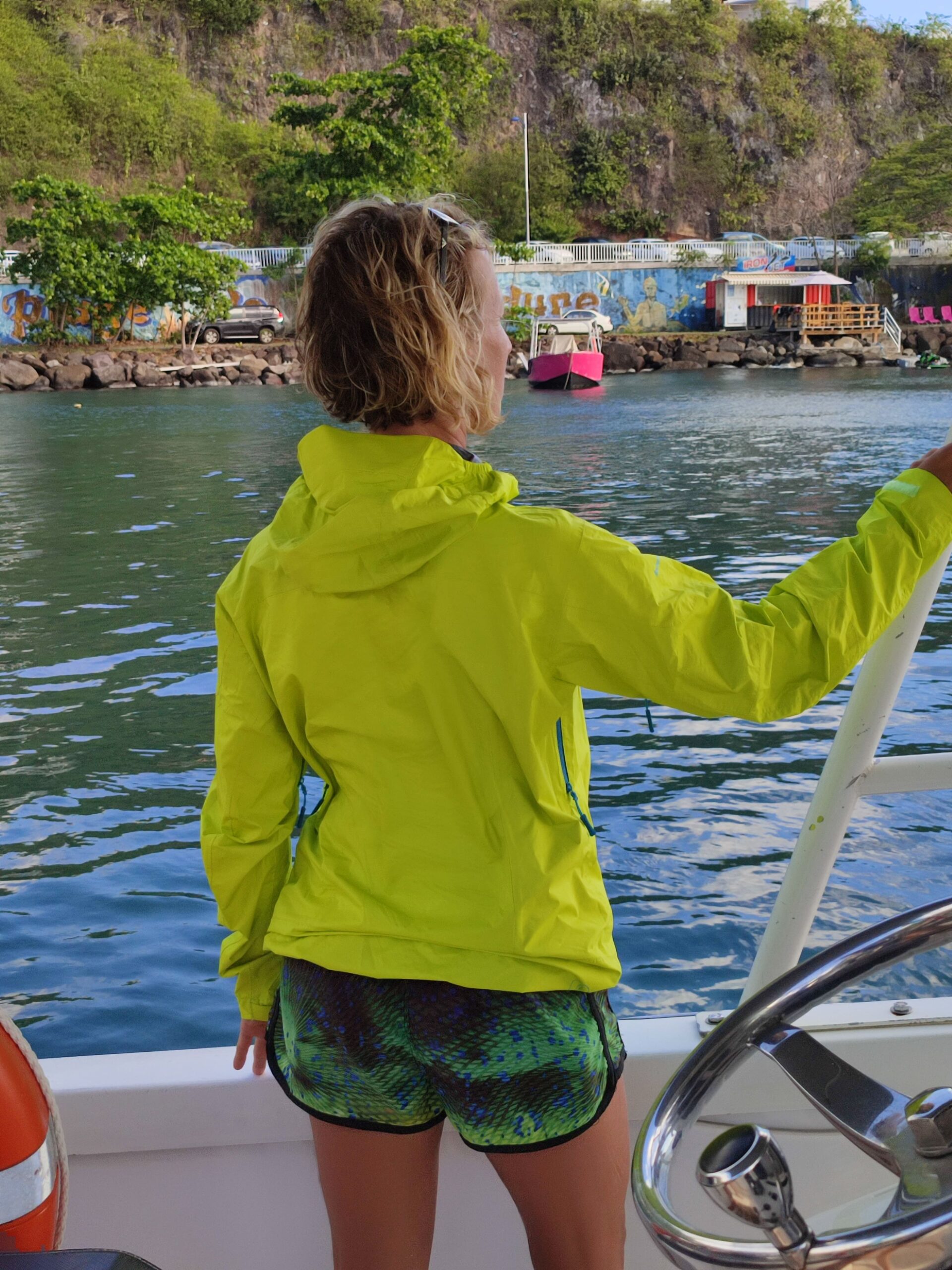 Retour terrain veste Runart coupe-vent pour bateau en Guadeloupe