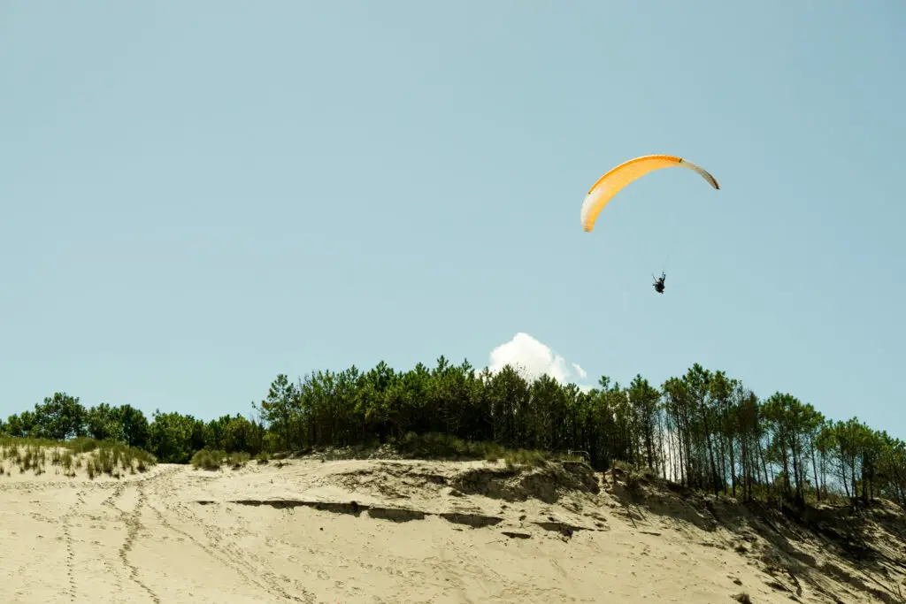 paragliding flight over the Dune du Pilat