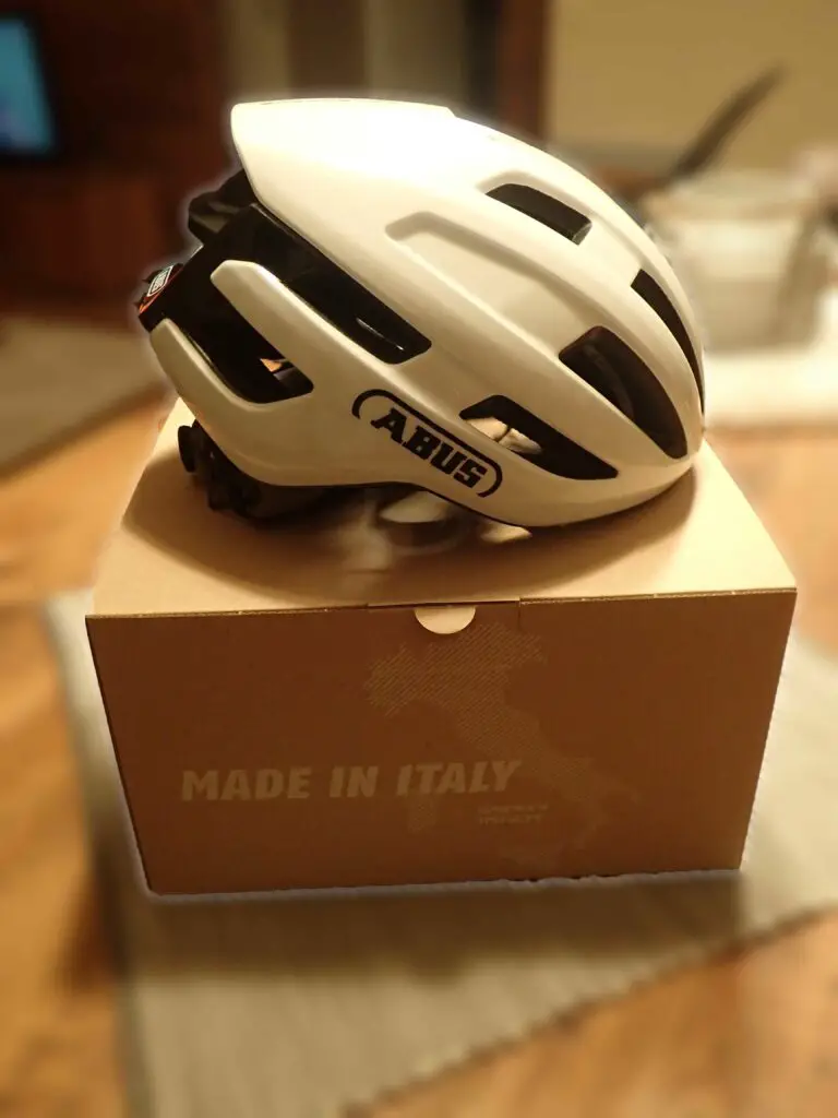 Découverte casque de vélo ABUS PowerDome