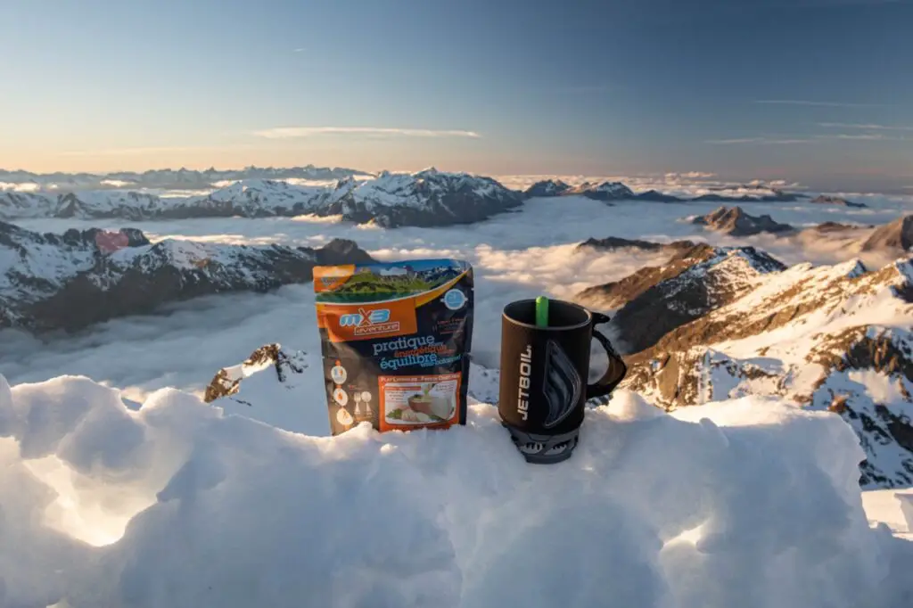 MX3 nutrition specialist in sports nutrition and expedition