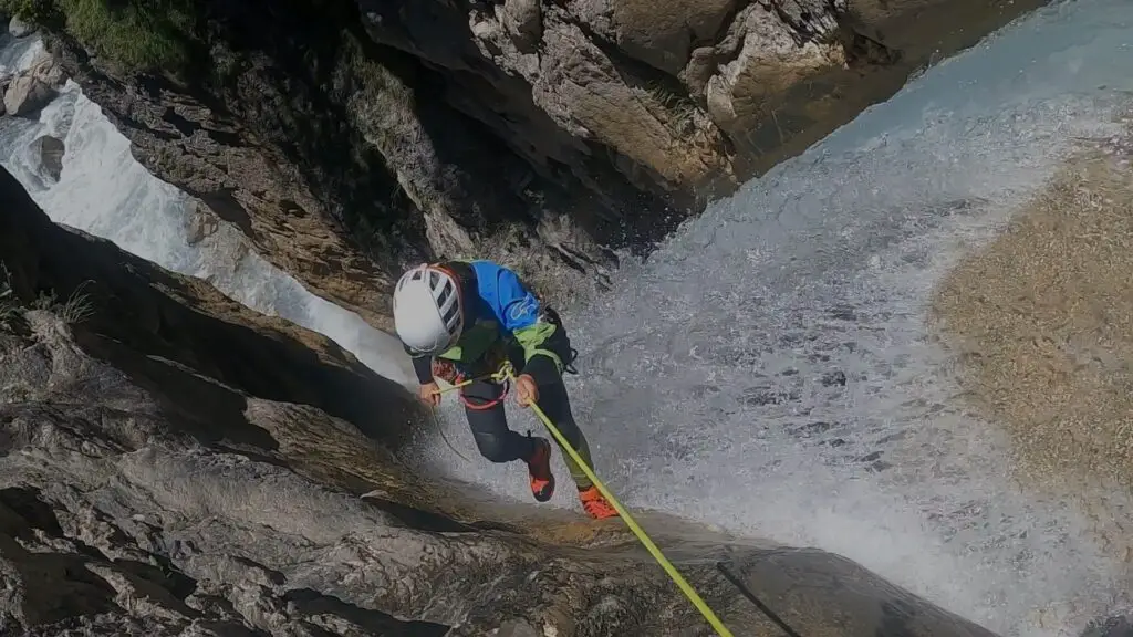 rappel-canyoning-max-lola