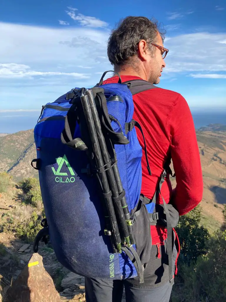 test des batons de rando Komperdell sur l'itinéraire Collioure à Cadaques