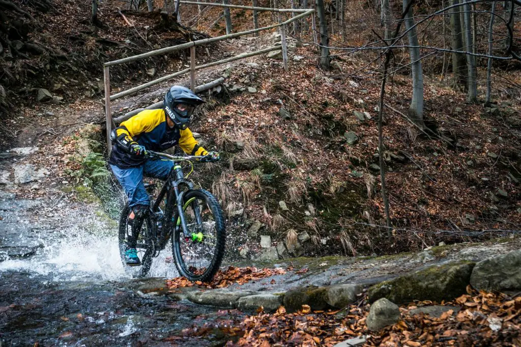 VTT parmi les meilleures activités outdoor d'Annecy