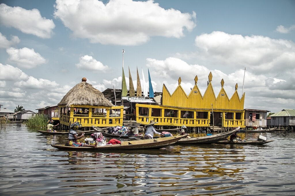 Fleuve et bateau du Bénin