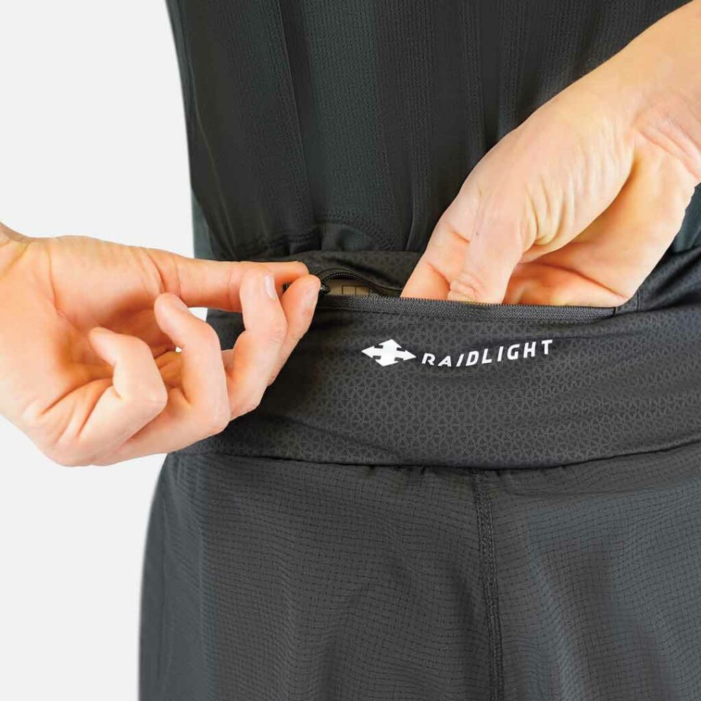 poche zippée short r light raidlight