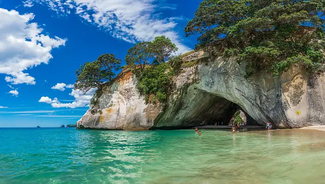 Cathedrale Cove site incontournable voyage plage Nouvelle Zélande