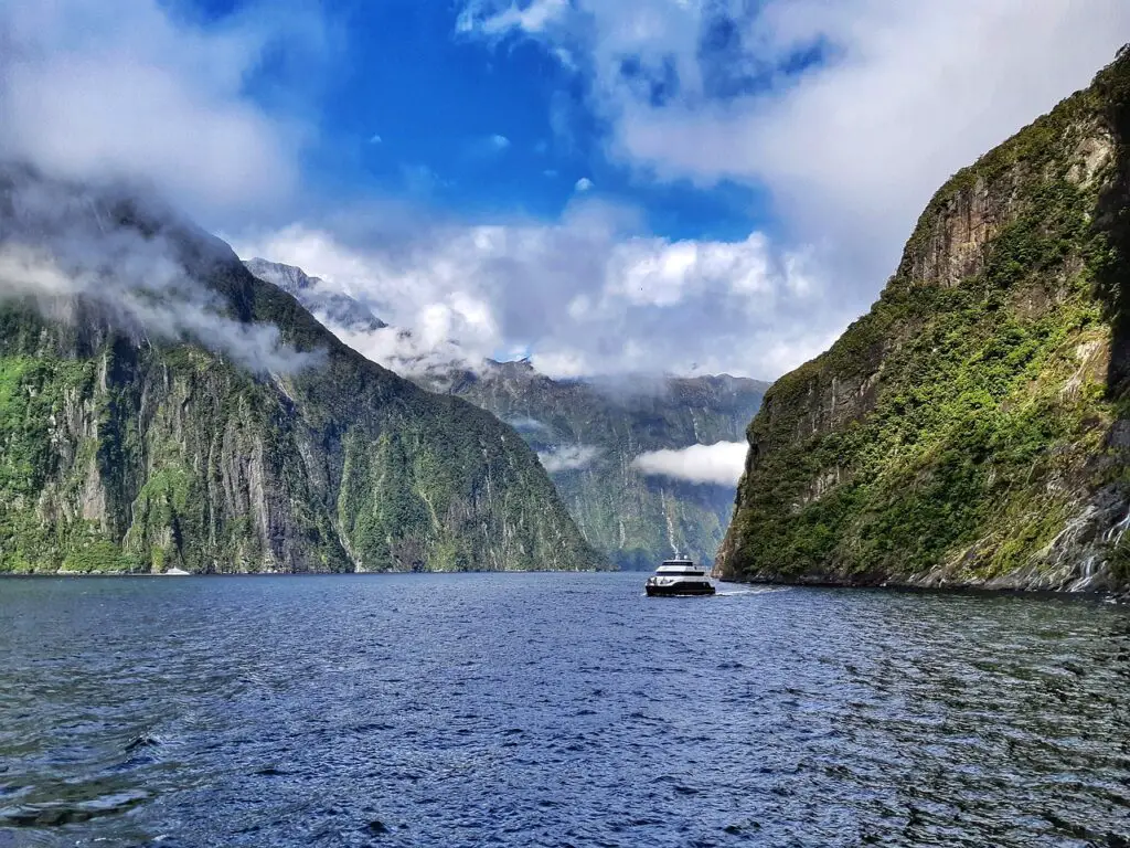 Milford Sound voyage Nouvelle Zélande site incontournable Ile du Sud