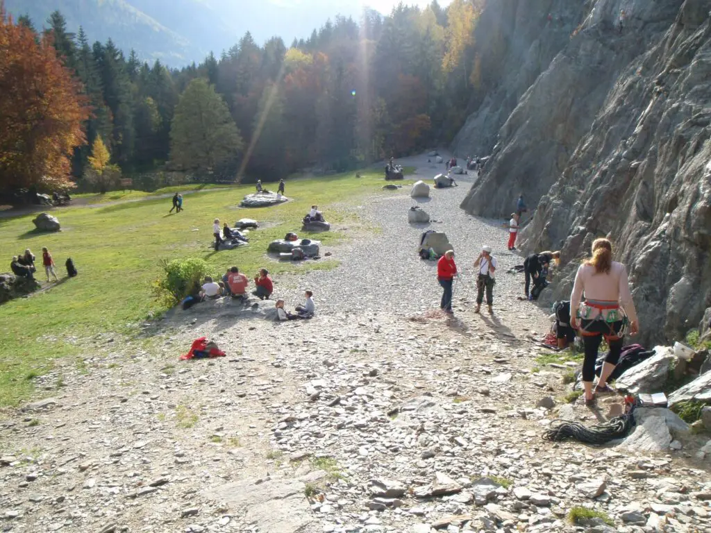 le rocher des gaillands site d'escalade à chamonix