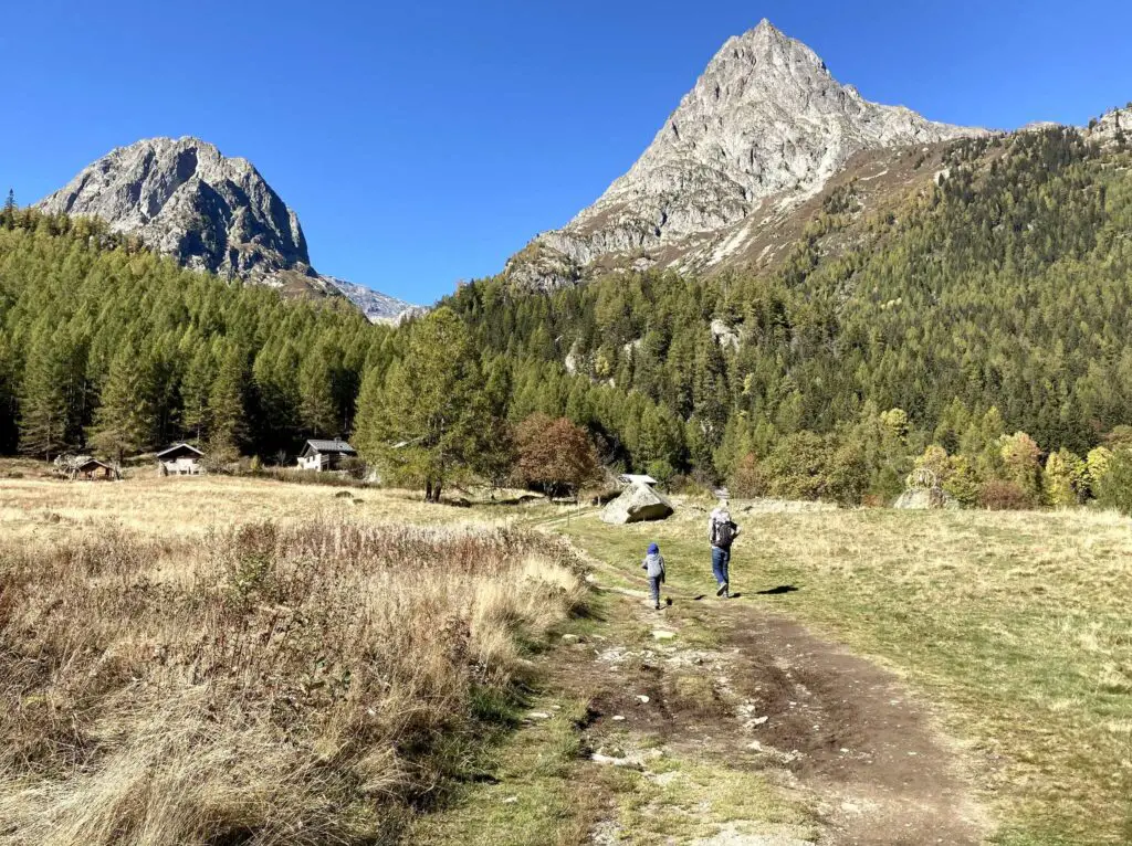 Les dalles de Vallorcine pour grimper à chamonix